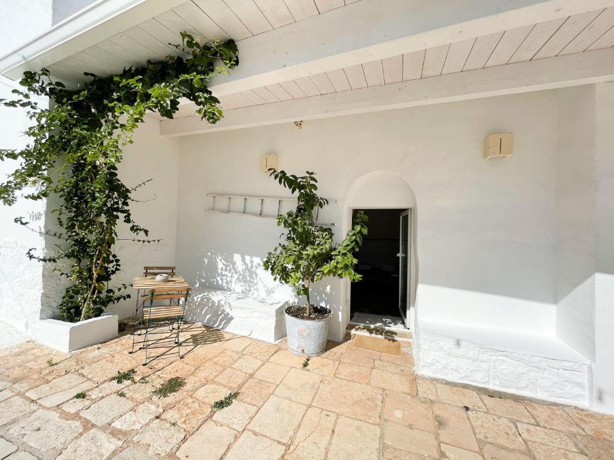 Отель Trullo San Vincenzo Con Piscina Монополи Экстерьер фото