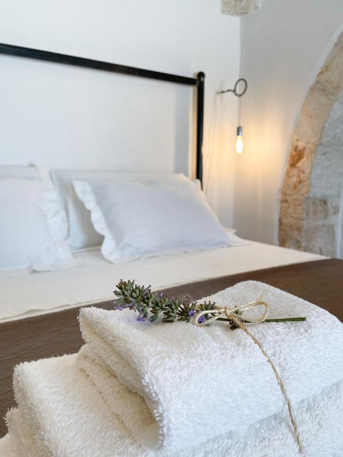 Отель Trullo San Vincenzo Con Piscina Монополи Экстерьер фото
