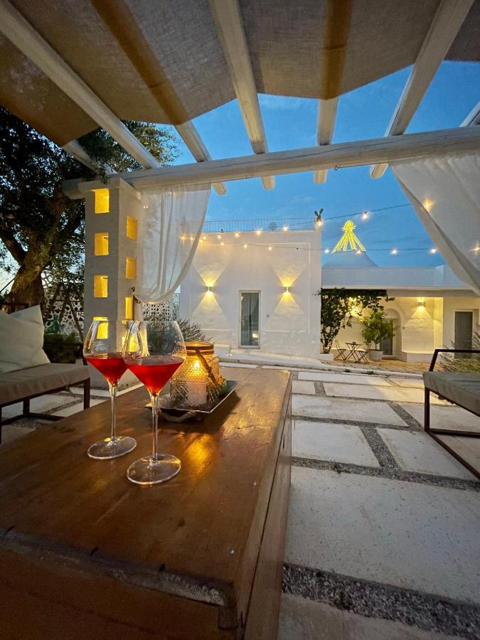 Отель Trullo San Vincenzo Con Piscina Монополи Экстерьер фото