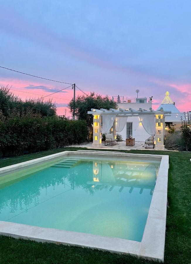Отель Trullo San Vincenzo Con Piscina Монополи Экстерьер фото